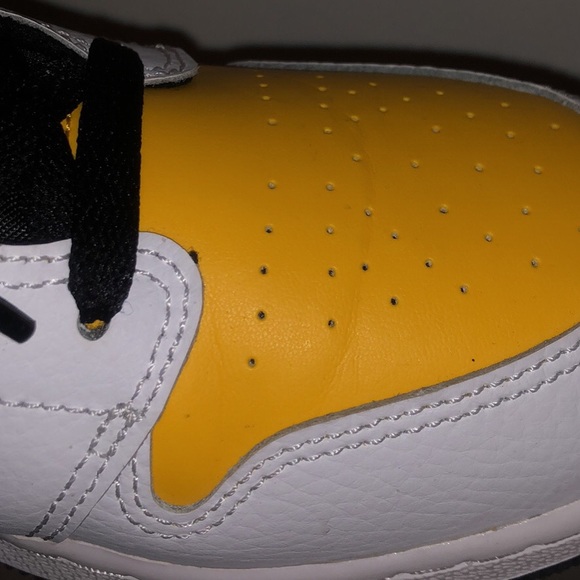 Air Jordan 1 Mid (gold-black) - Picture 5 of 6